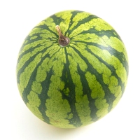 Sandía baja en pepitas entera categaoría 1ª calibre 3/4/5 (peso 3,5-6,3kg) kilo